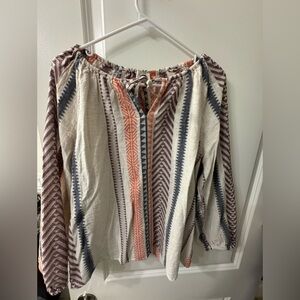 Woman’s Loft Long Sleeve top